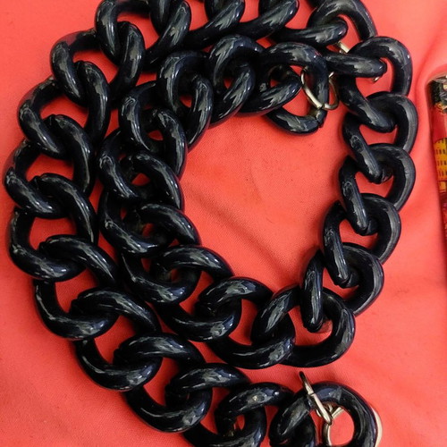 Metallic necklace chain glossy dark blue new