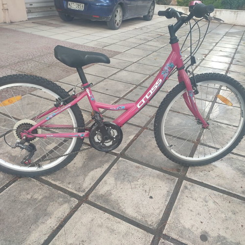 Mountain Bike 24 Inch Red Like New, Kids 8-11 Years