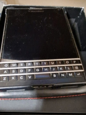 Blackberry Passport Μαύρο 32GB μεταχειρισμένο, QWERTY πληκτρολόγιο