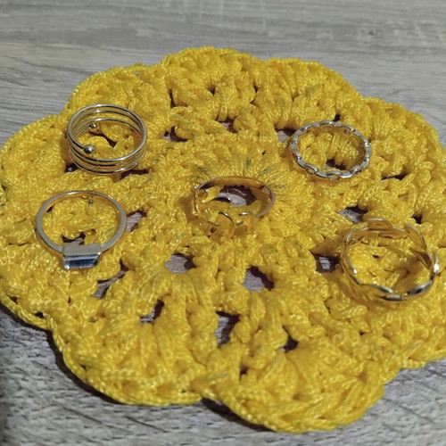Fo Bijou rings set of 5 new