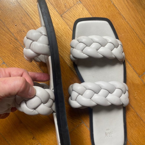 Hm sandals gray like new, size 40