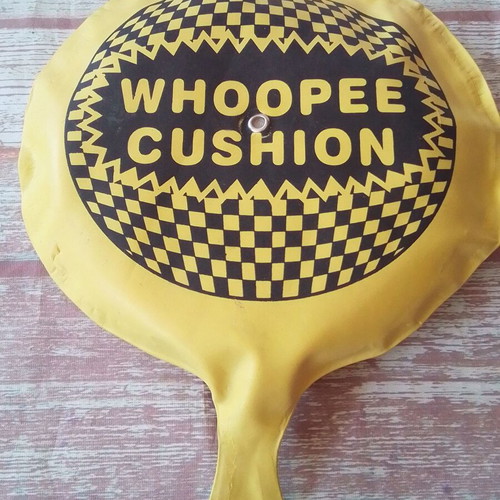 Whoopee cushion joke prank like new