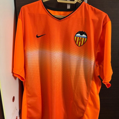 FC Valencia football jersey 2002/2003 like new