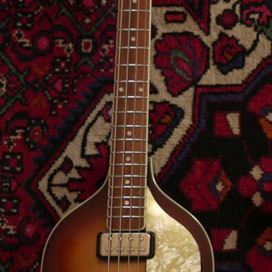 Höfner Violin Bass HCT-500/1-SB upgraded, like new