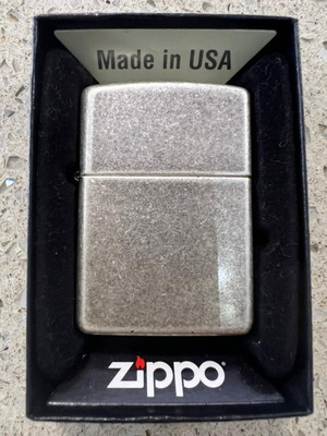 Zippo Armor Antique silver plate new model 2019