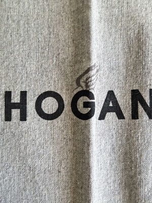 Hogan θήκη προστασίας σκόνης καινούργια, 44,5x36,5 εκ.