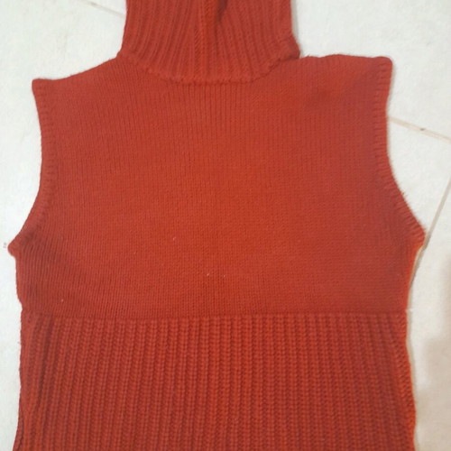 Deep sleeveless sweater used, red, size M