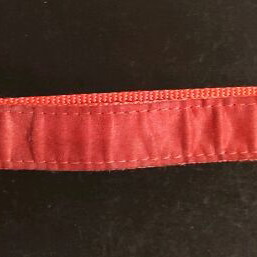 Velvet dog collar medium size like new, red