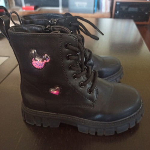 Girls' black boots size 31 used with sewn figures