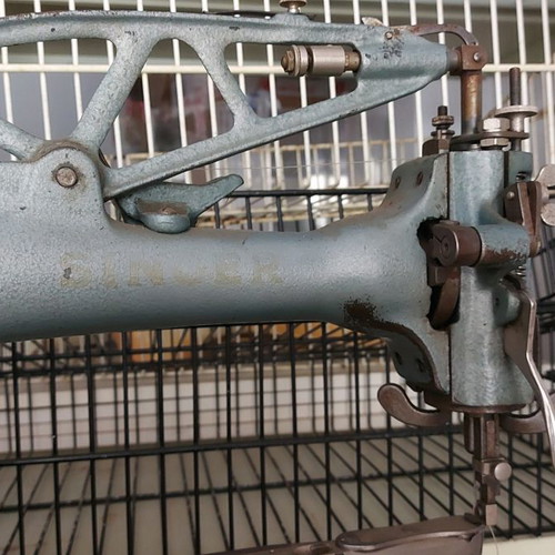 Μηχανή Singer 29K71 μεταχειρισμένη