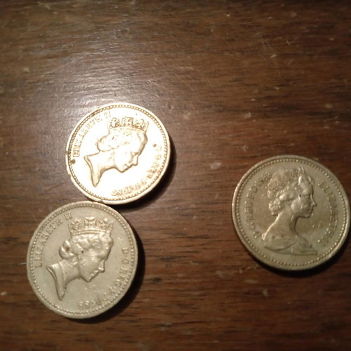 Lot of thirty English coins