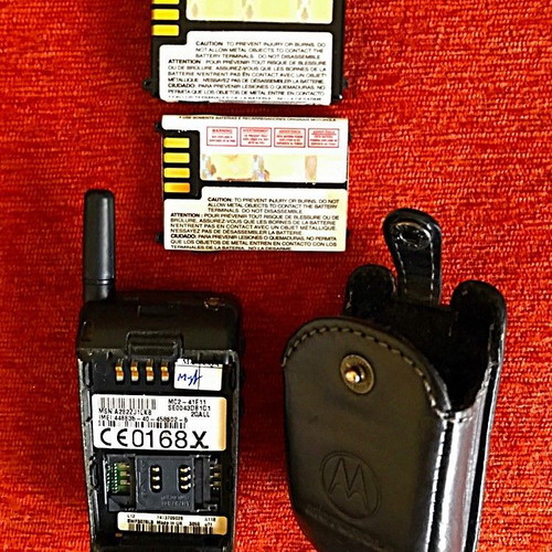 Motorola V50 vintage mobile phone used with 2 batteries, leather case, charger