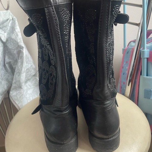 Ioannis leather boots used, size 39, black with rhinestones
