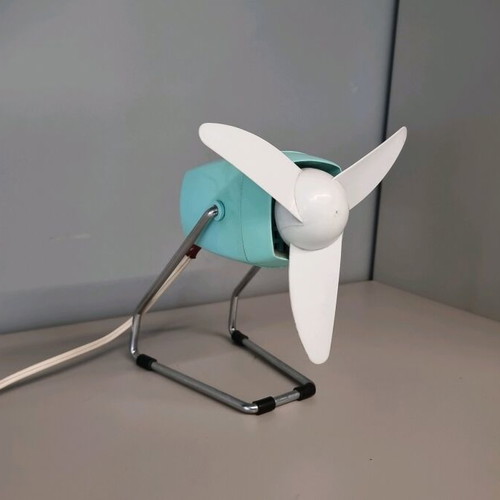 Vintage office fan used, Italy, two speeds