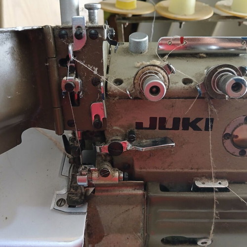 Juki tailor sewing machines like new, pack of 5