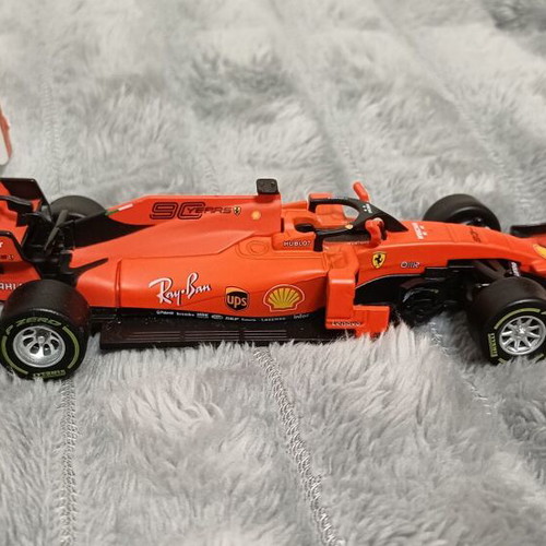 Remote control car like new
