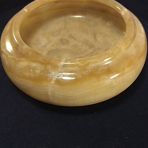 Onyx ashtray like new