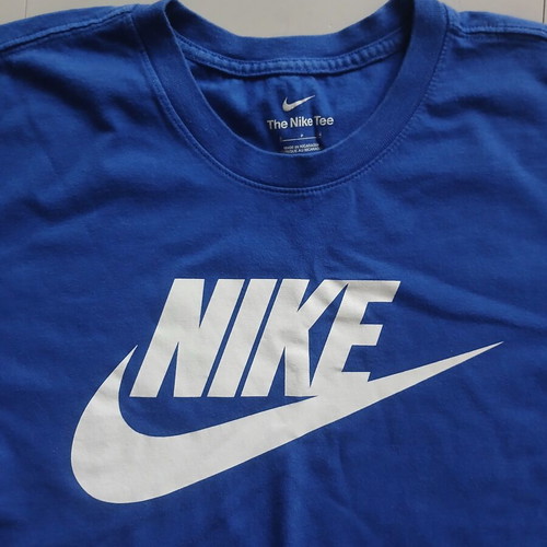 Nike T-shirt like new, size S, blue