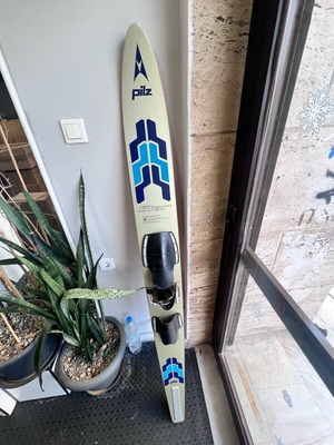 Pilz Star water ski like new