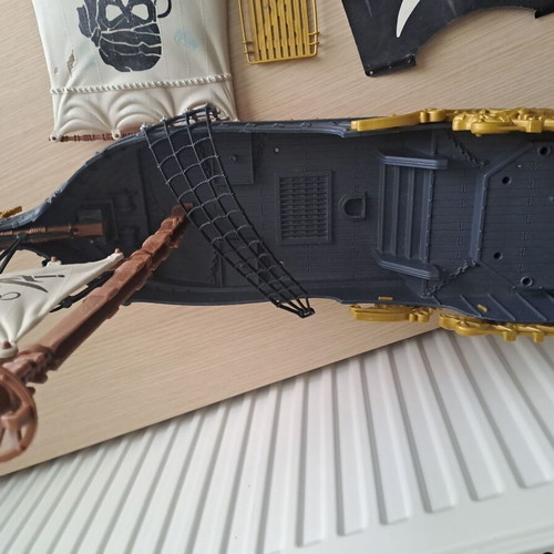 Chap Mei pirate ship used with missing parts