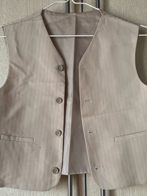 Beige vest XS with buttons like new