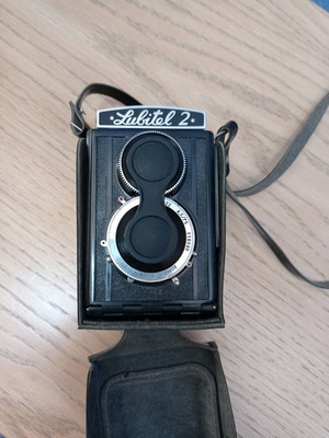 Φωτογραφική μηχανή Lubitel 2 μεταχειρισμένη με μαύρη δερμάτινη θήκη