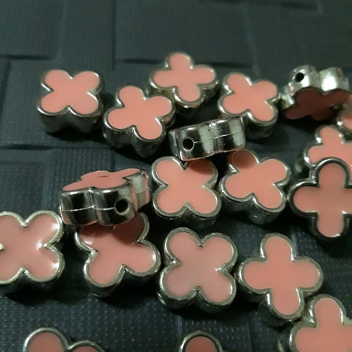 76 Pink Crosses with Silver color for crafts and constructions, new, plastic, Cross