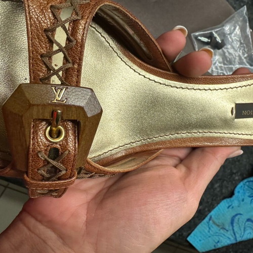 Louis Vuitton mules like new, leather, size 39.5