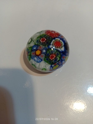 Paperweight Murano glass millefiori used with colorful floral design