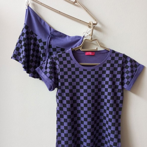 T-shirt and skirt set with checkerboard pattern purple and black new