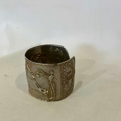 Vintage cuff bracelet with Minoan era design, 4.5 cm thick