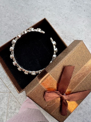 Bracelet with stones new silver