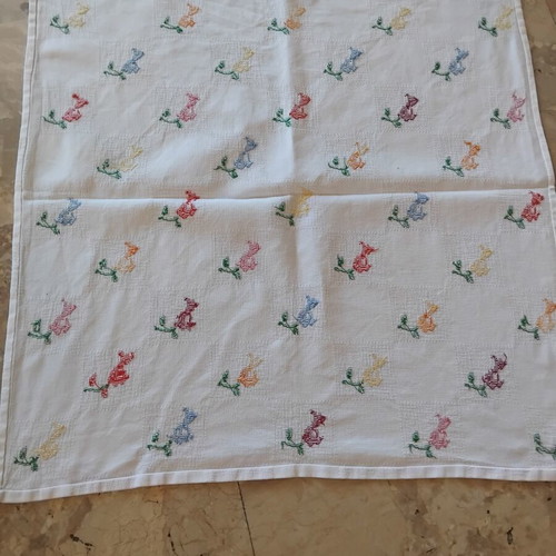 Handmade tablecloth used, 72×73 cm
