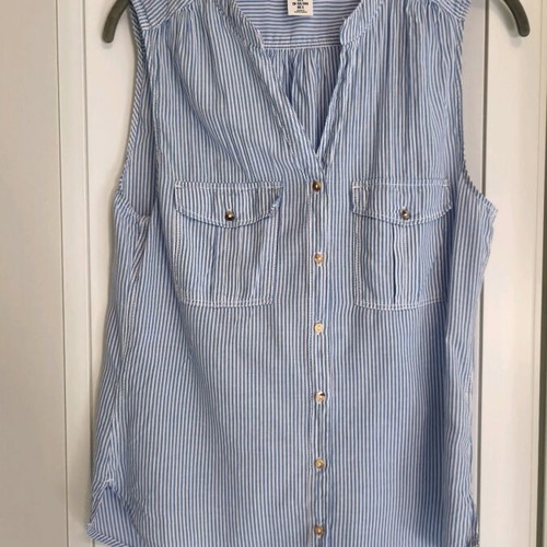 H&M Sleeveless Striped Shirt 100% Cotton Like New