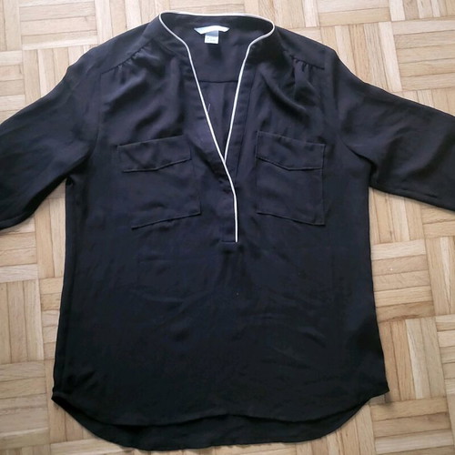 H&M black shirt like new, size M