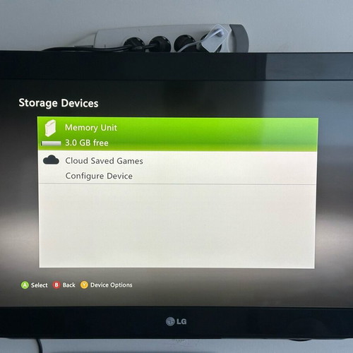 Xbox 360 black used console in excellent condition