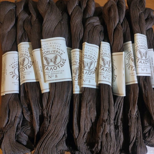 Cotton Perle knitting thread No 8 like new, pack of 21 skeins