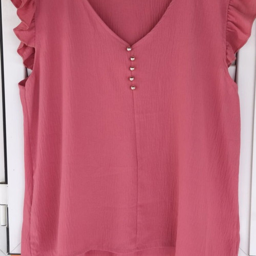 Sleeveless blouse with ruffles pink, like new, sizes M-XL