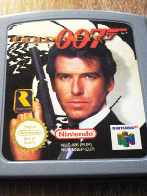 GoldenEye Nintendo 64 game used, action