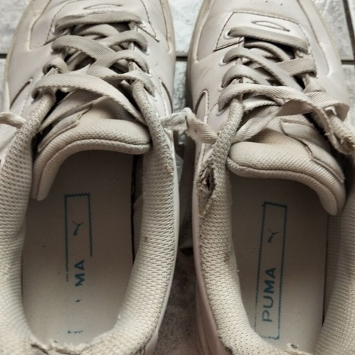 Puma sneakers size 40, white
