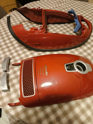 Miele C3 Complete used replacement parts with accessories