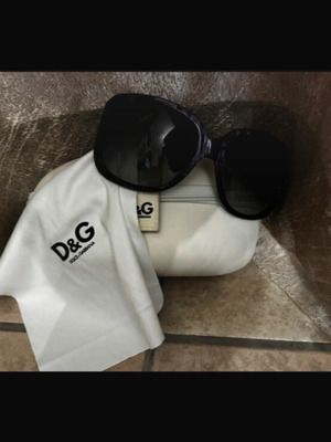 Γυαλιά ηλίου Dolce & Gabbana καινούργια, μαύρα και μωβ
