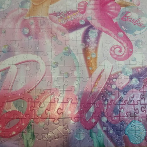 Barbie puzzle used 260 pieces
