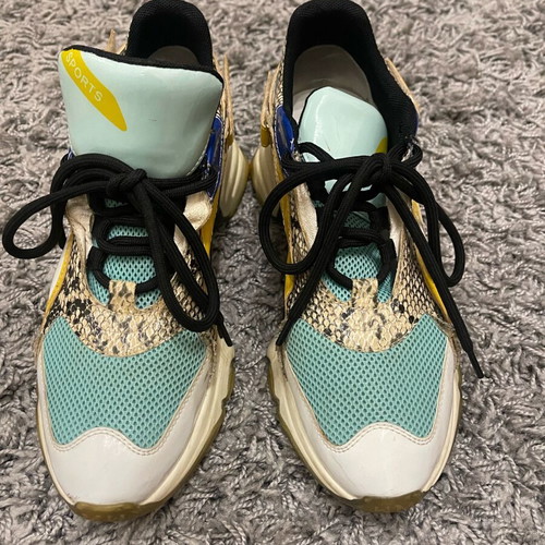 Nak sneakers leather patent with animal print like new