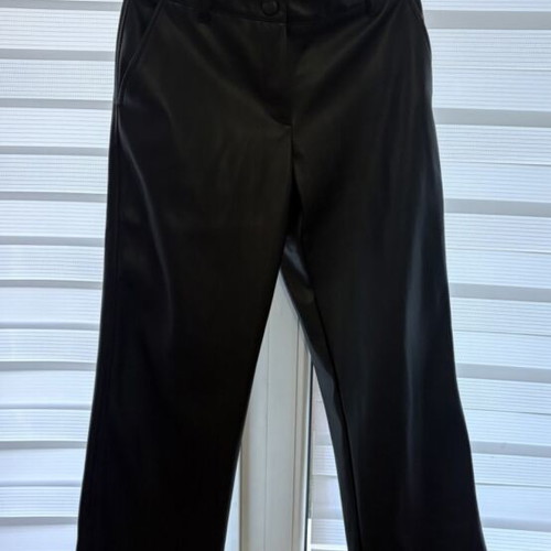 Leather pants like new, size XS, black, low rise baggy