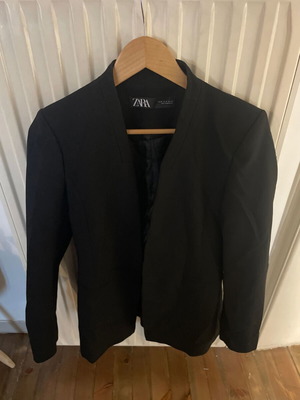 Zara black jacket without collar, fitted, size Medium, like new