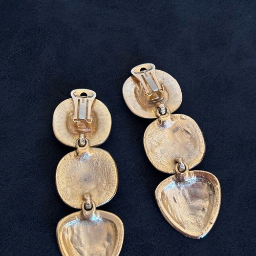 Vintage clips earrings like new, gold-colored