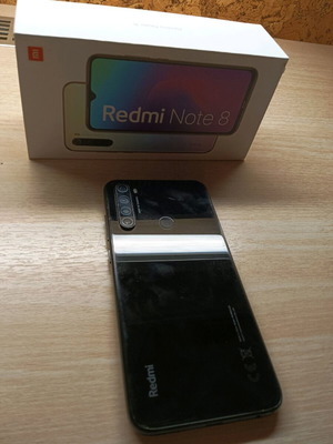 Xiaomi Redmi Note 8 like new with silicone case and screen protector