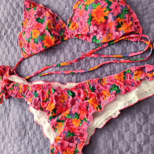 Shein Printed Bikini Set with Colorful Flowers, New, Size L
