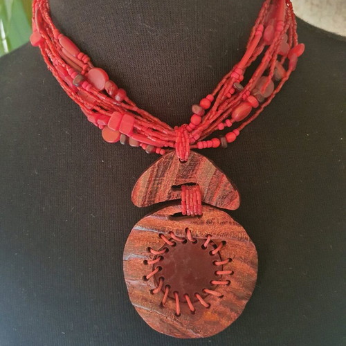 Necklaces new brown and red, set of two pieces
